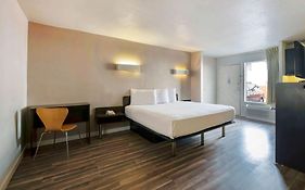 Studio 6-San Antonio, Tx - Airport